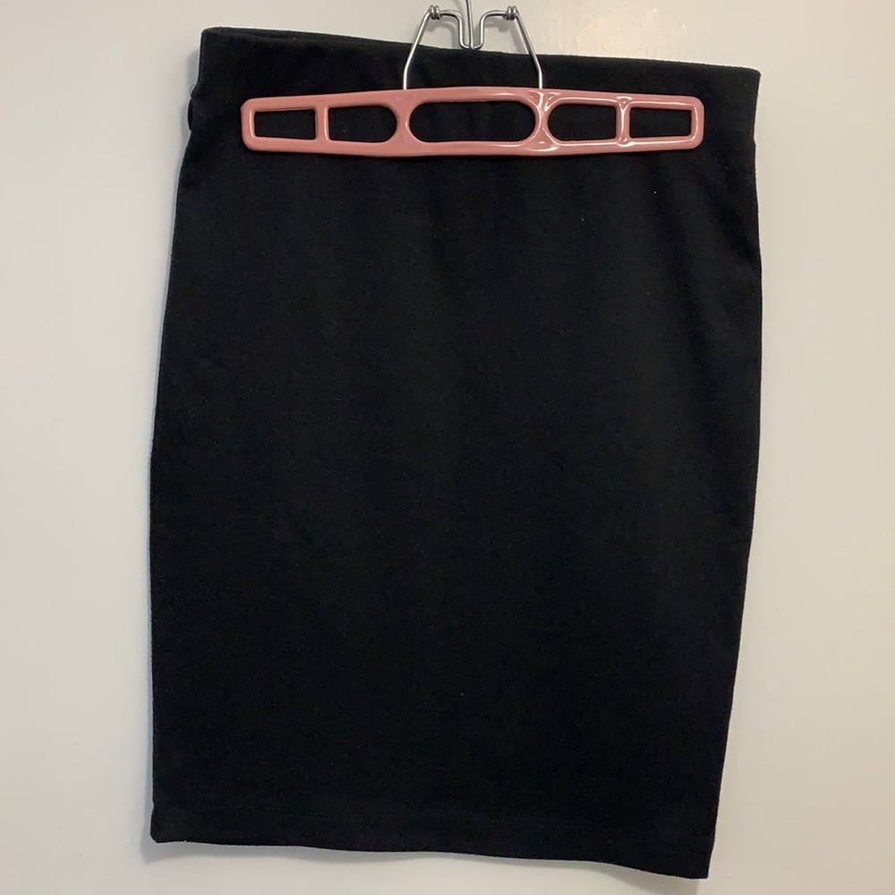 💲BLACK PENCIL SKIRT💲